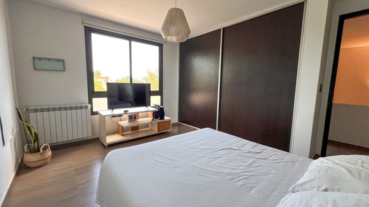 14983533-8a5b-4945-b5c8-3b2b976bfa66-1