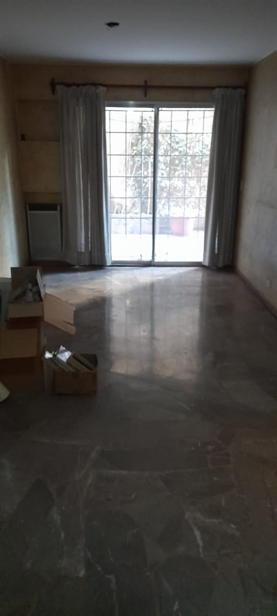 30918c66-a928-4d9a-a215-e23a0784fff4-1