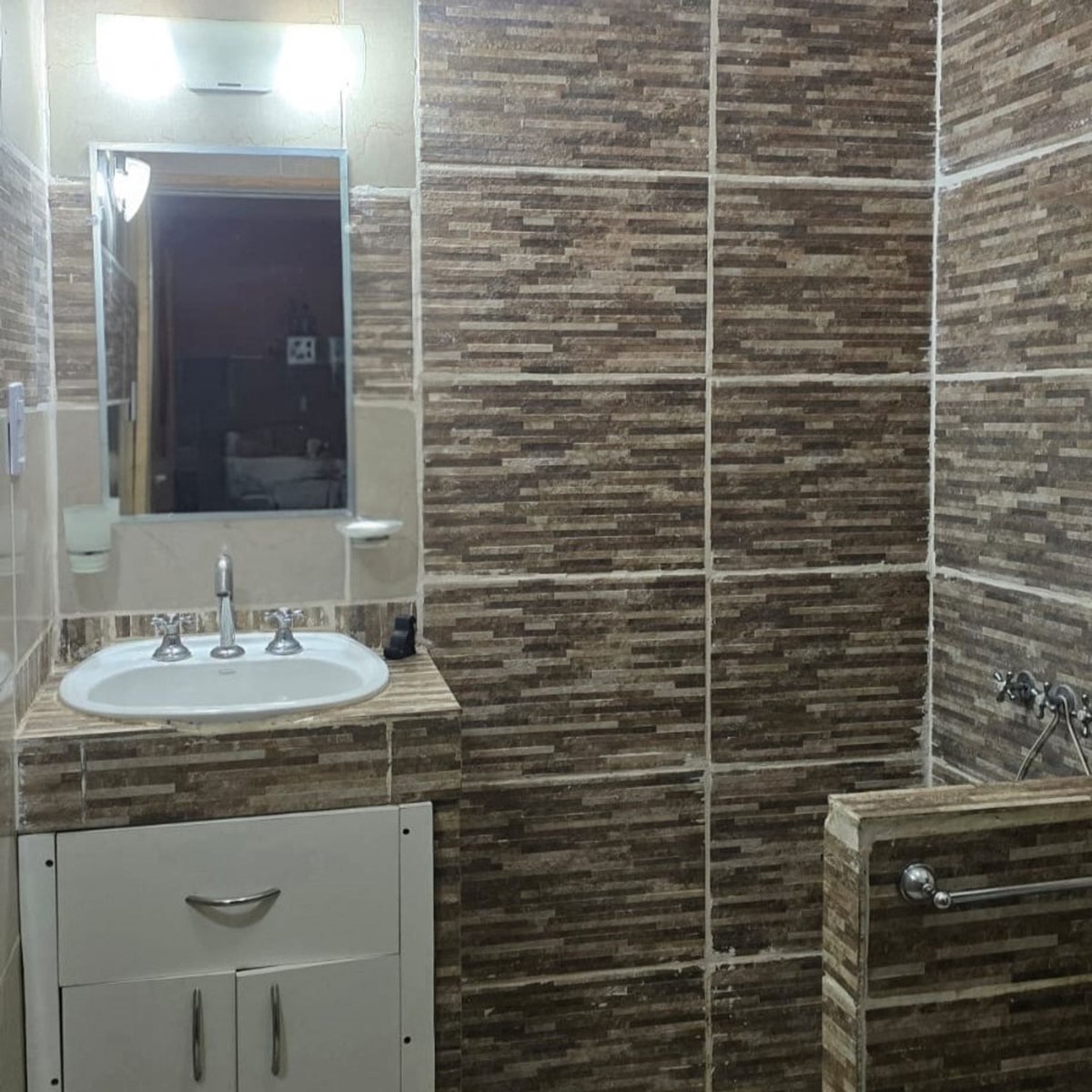 359ee39e-3de6-46fb-bf7c-adc039782e55-1