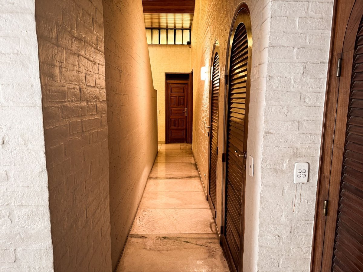 3b45d6c8-b135-4441-ac49-f4f0b69ea5da-1