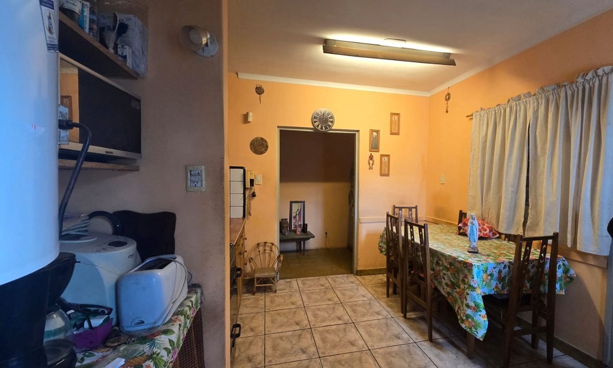 491c43c6-05ea-4dae-9717-1b70c2497d75-1