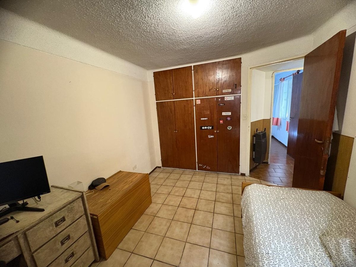 557a6df0-68be-427a-83e5-bb5d3e7db60f-1