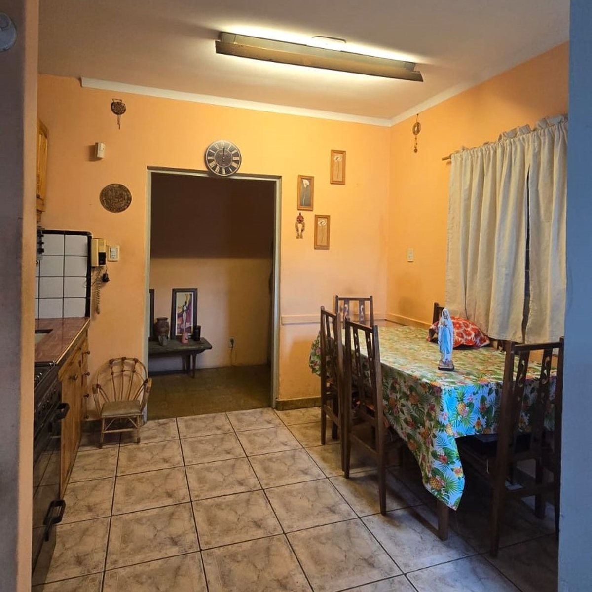 60e6d1d2-e0f0-4fad-94e4-51194113ecfe-1