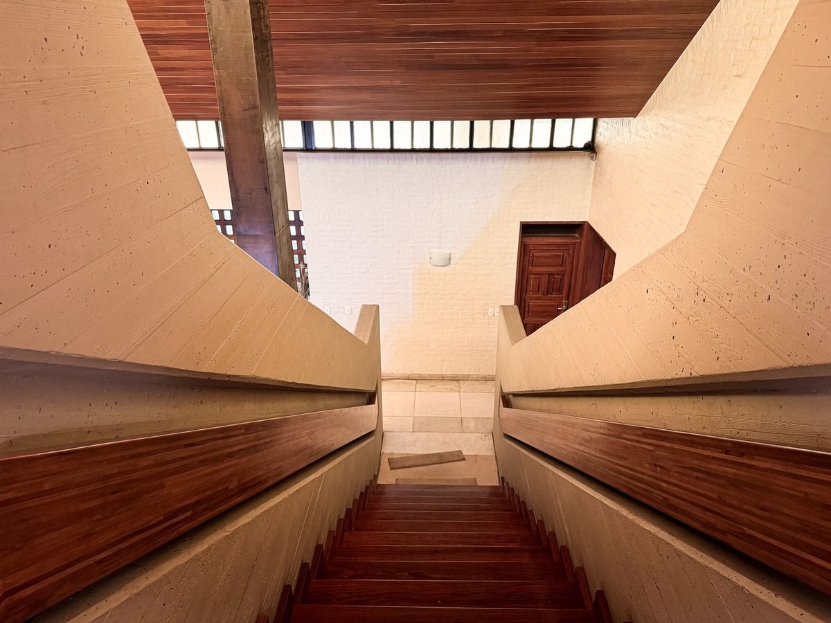 6dfca399-4eec-4ac3-a2bd-ffbbff865402-1