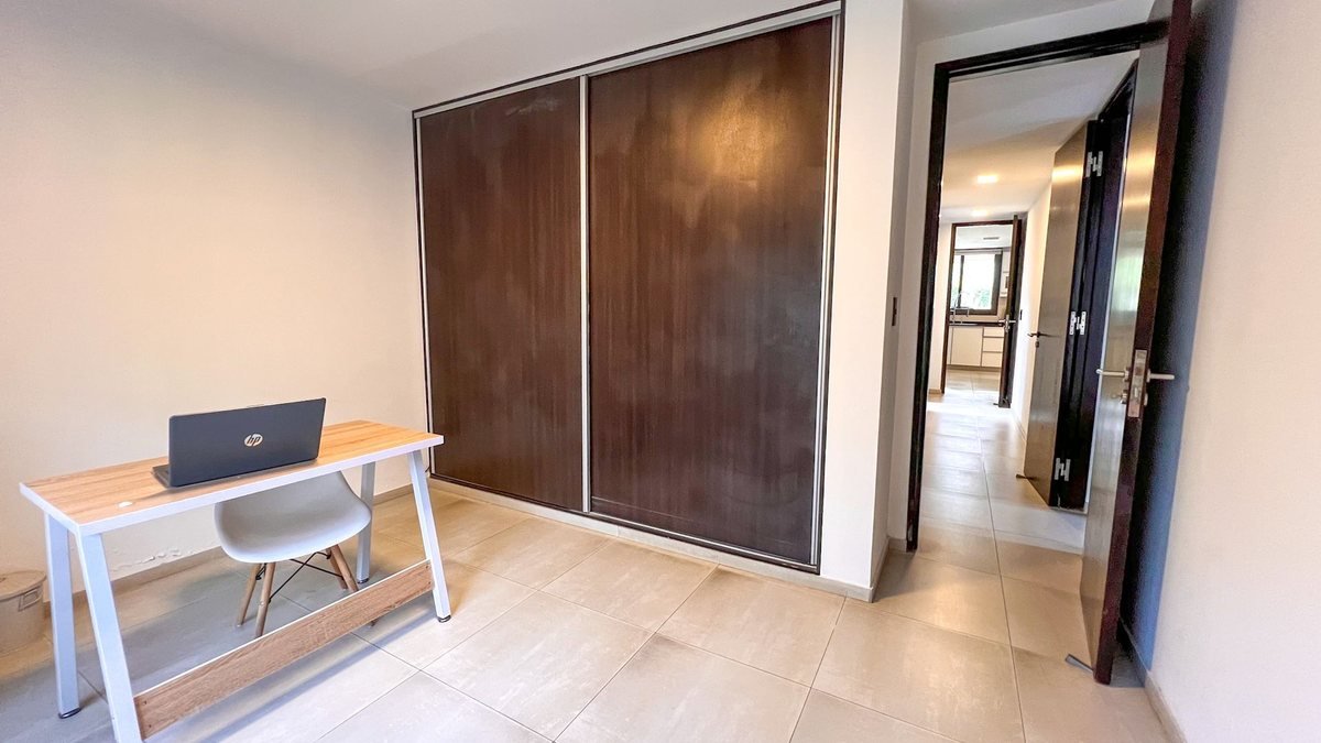 8204078f-3206-49de-bb55-9d7ee5cdd0e8-1