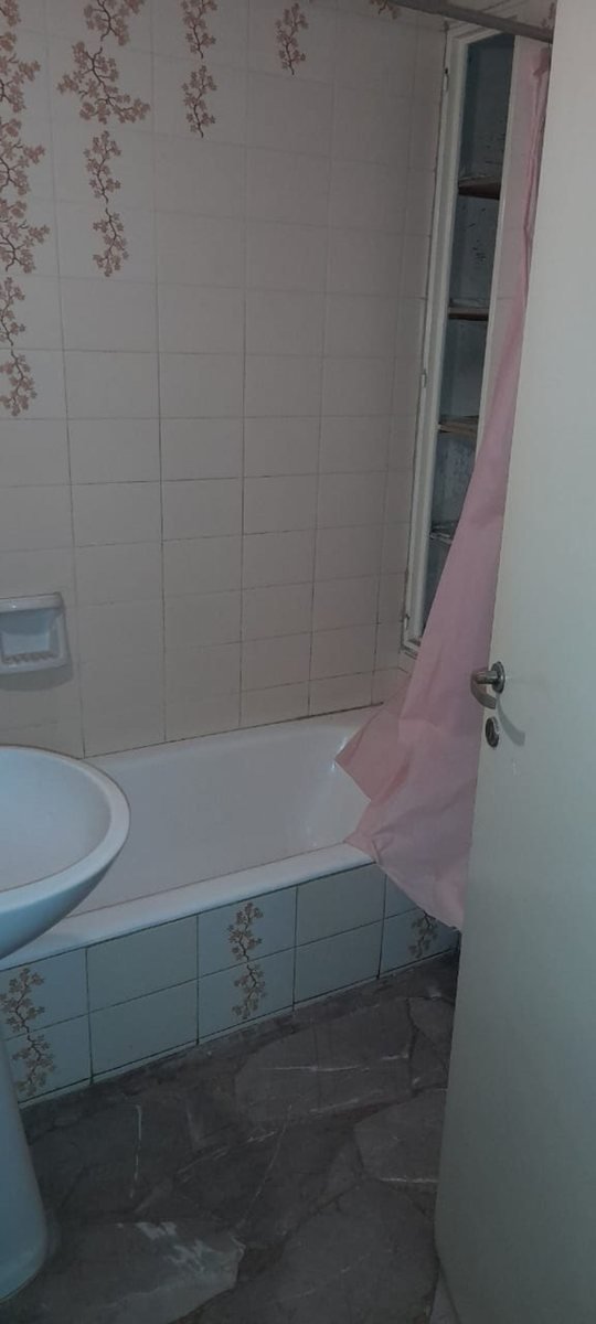 b1514f26-2127-4b03-b08c-20937b330207-1