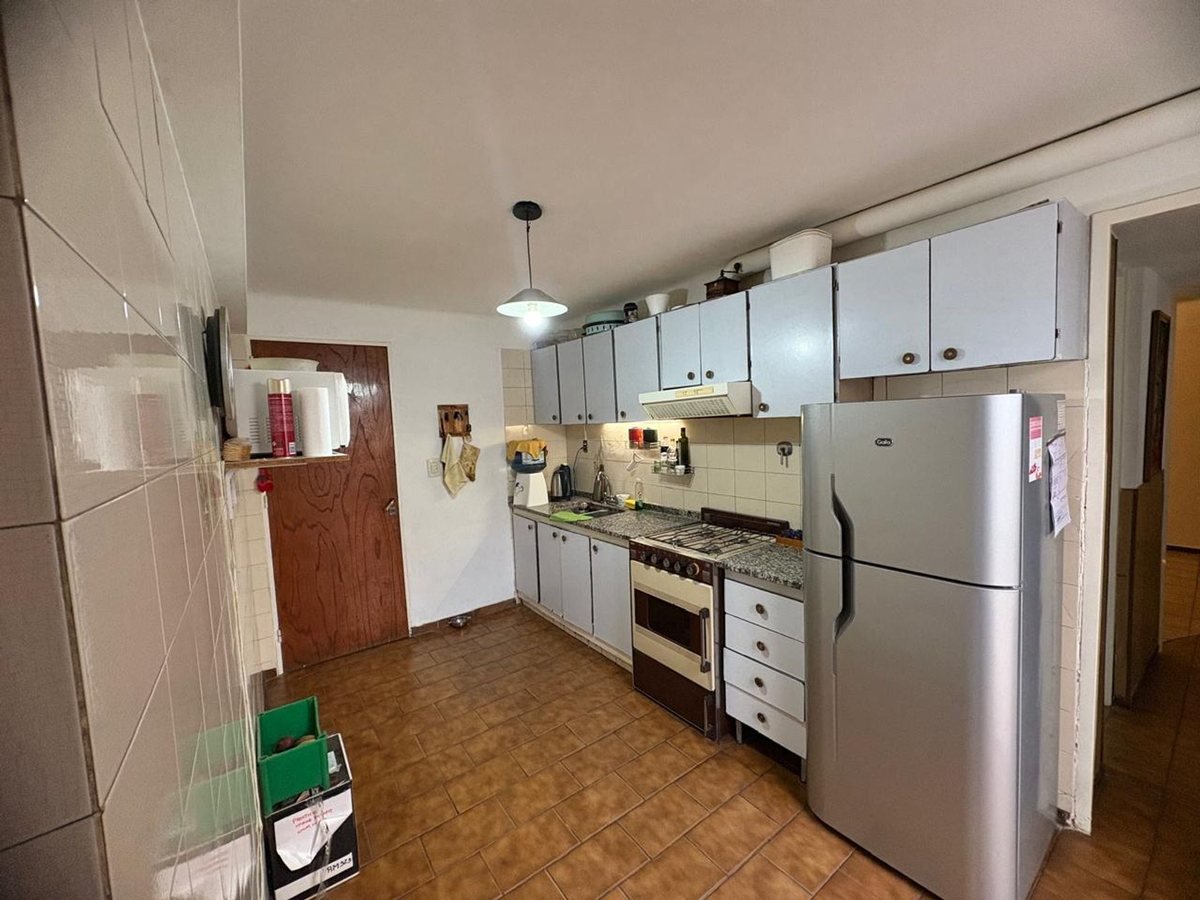 beabd78a-4d8c-4c9c-b558-e31f76a838f5-1