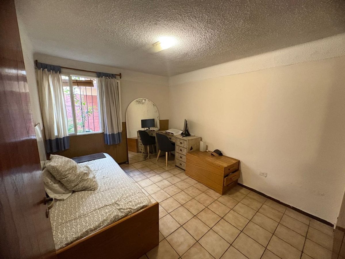 bf6e2a11-e450-4188-bc57-5aa24584048d-1