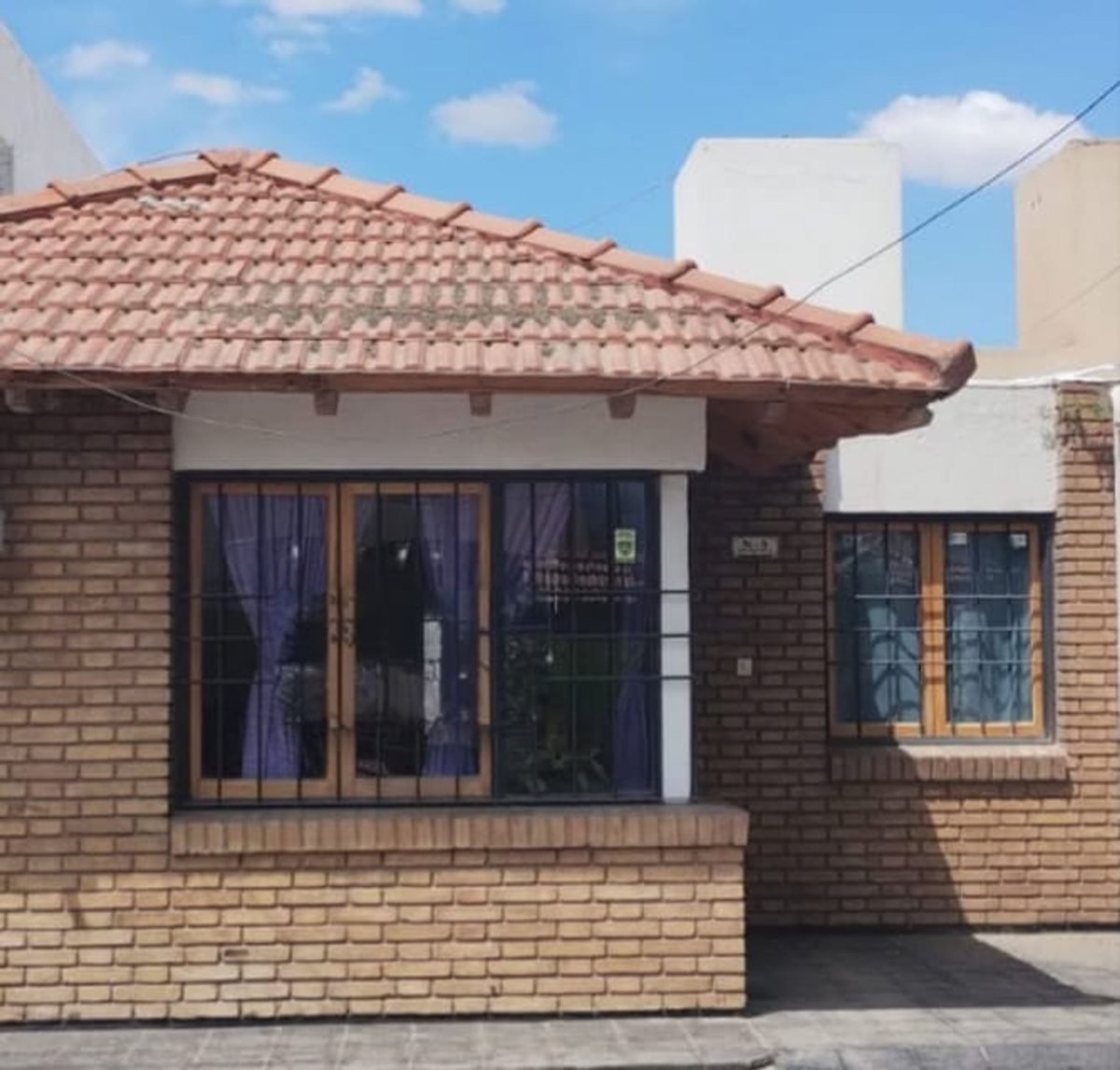 c62abd3f-2bee-476b-a284-8ab40b24cb63-1